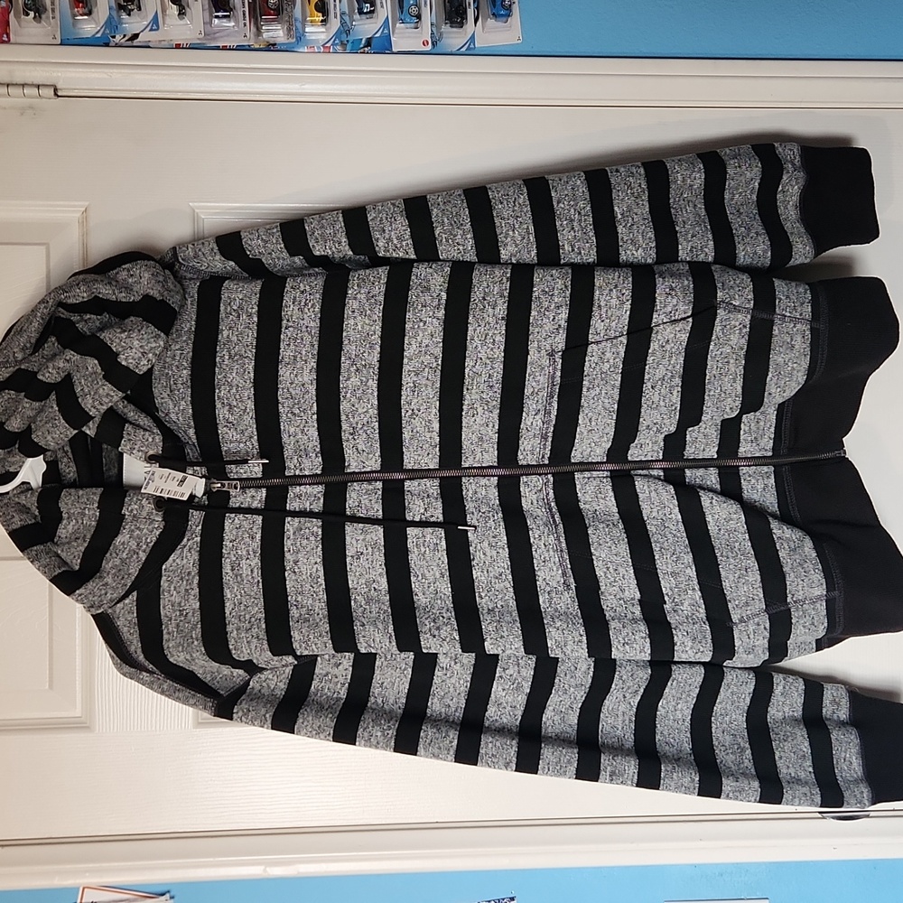 Aeropostale zip up hoodie